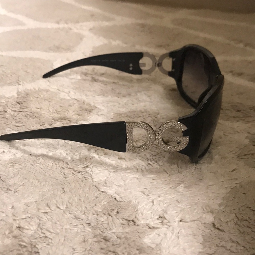 D and G Sunglasses.